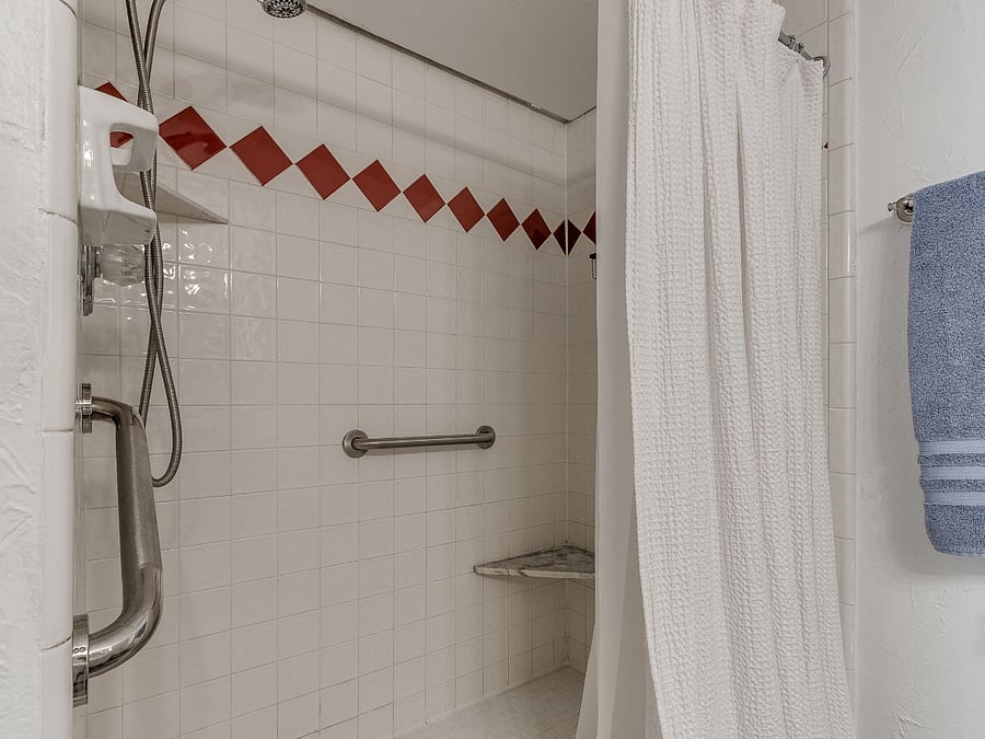 Taipei en suite bathroom