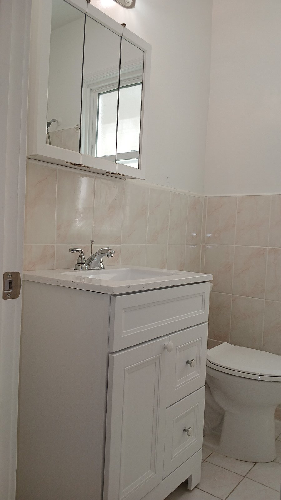 Furnished Finder property 869864_1 photo 3