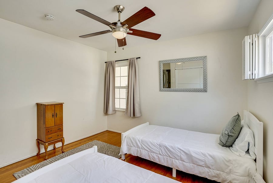 Furnished Finder property 869870_1 photo 3