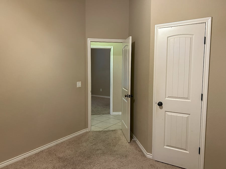 Furnished Finder property 869900_1 photo 32