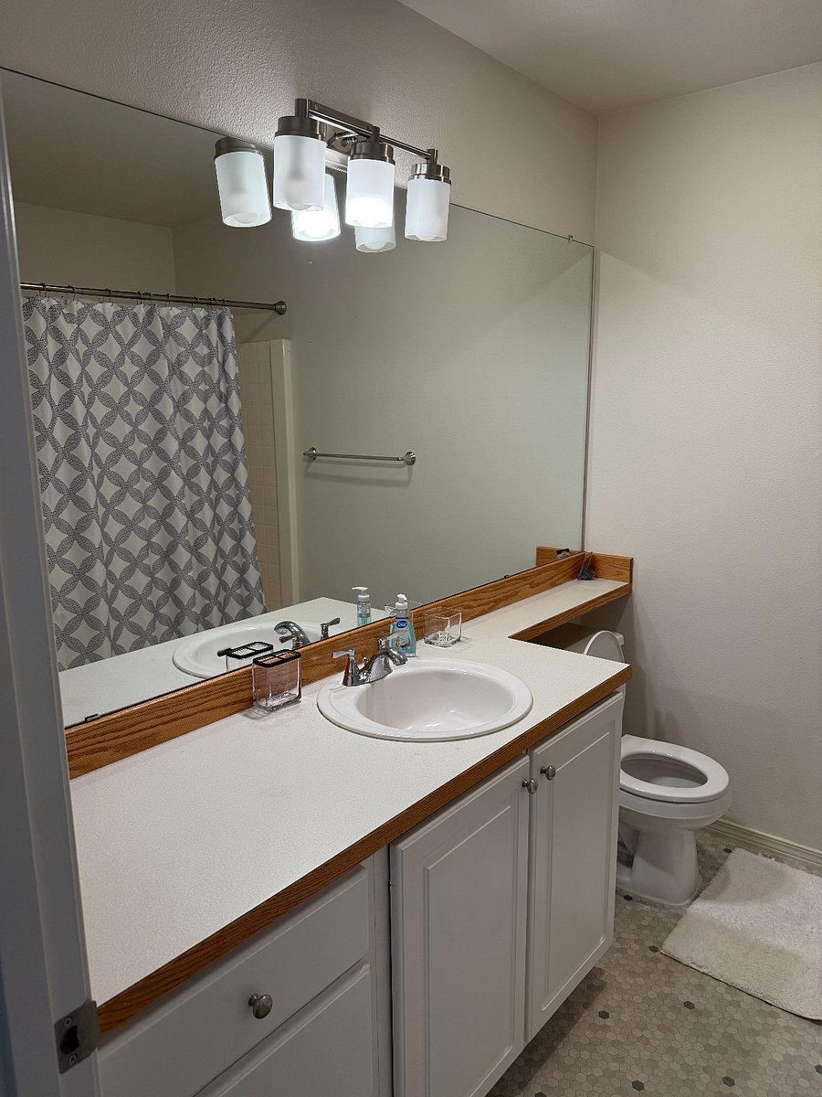 Master Full Bathroom