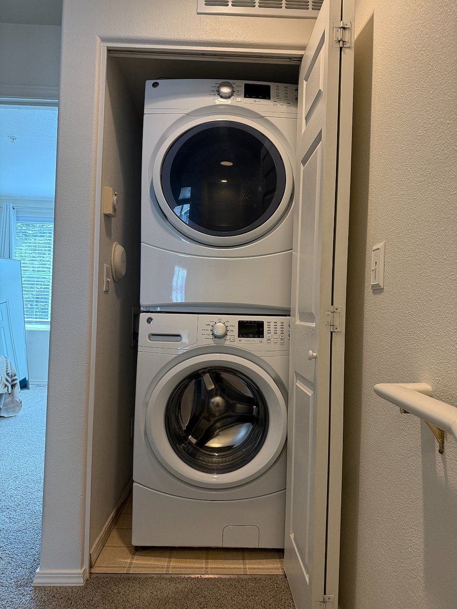 in-unit washer and dryer