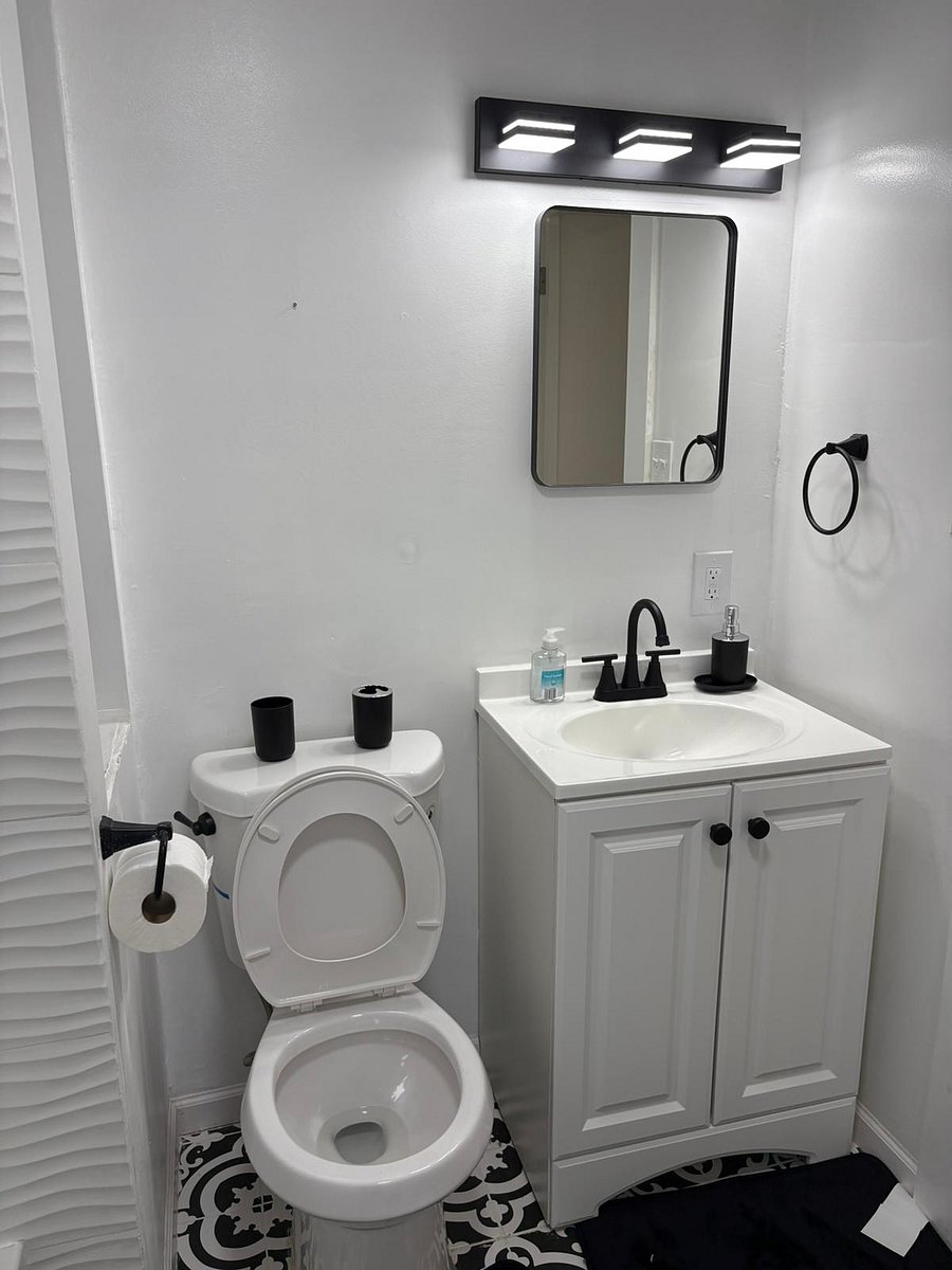 Furnished Finder property 869954_1 photo 11