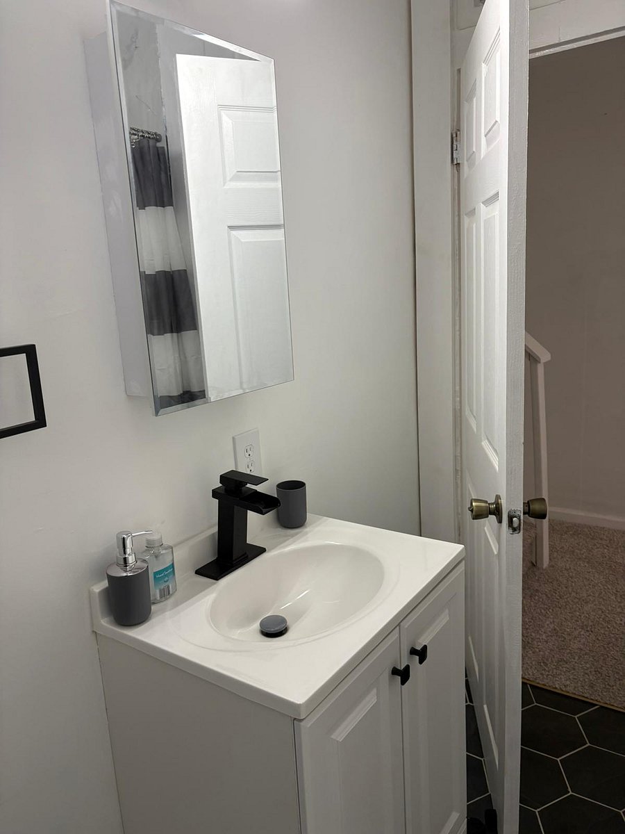 Furnished Finder property 869954_1 photo 12