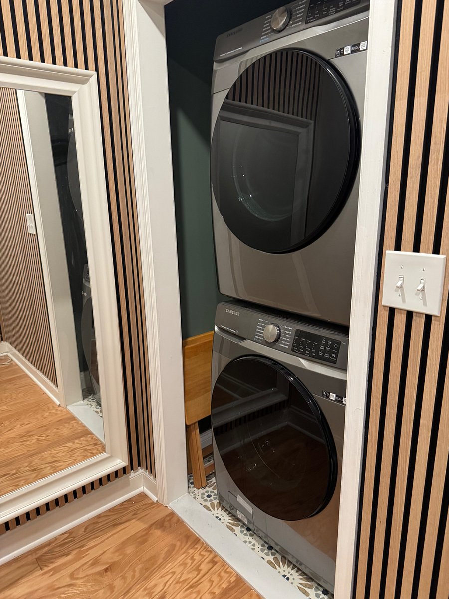 Washer/Dryer in unit