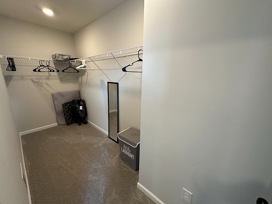 Furnished Finder property 869980_1 photo 17