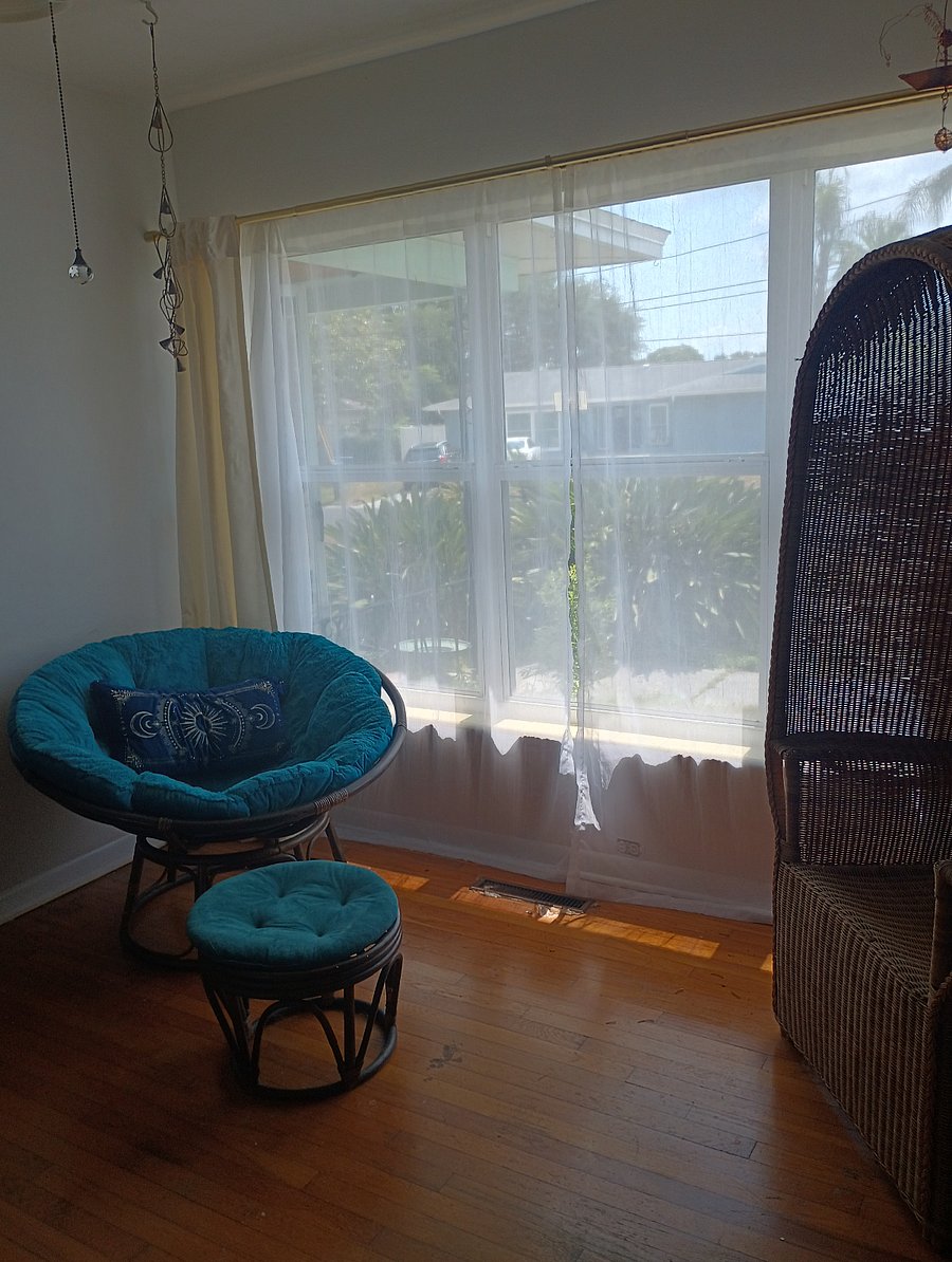 Furnished Finder property 870000_1 photo 6