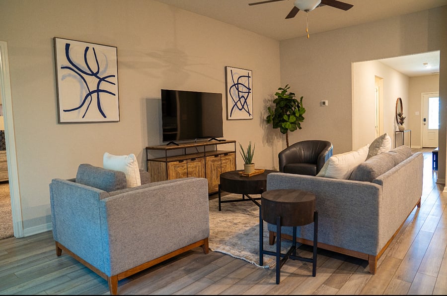 Furnished Finder property 870005_1 photo 4