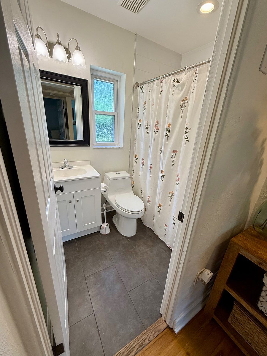 Furnished Finder property 870012_1 photo 15