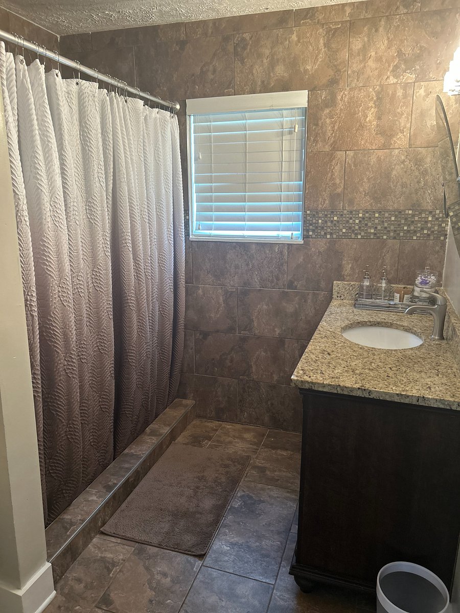 Furnished Finder property 870013_1 photo 11