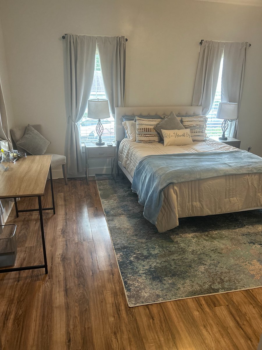Furnished Finder property 870013_1 photo 15