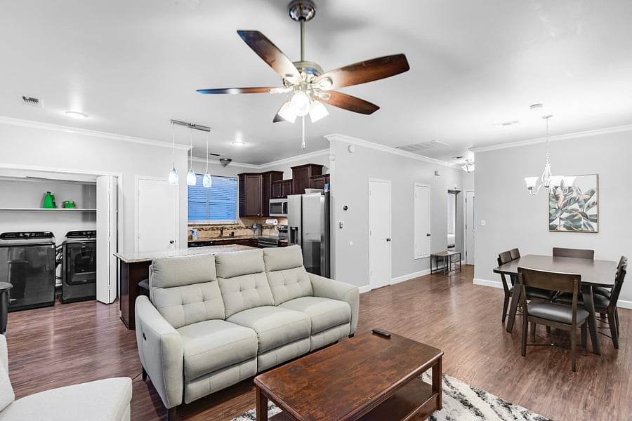 Furnished Finder property 870026_1 photo 9
