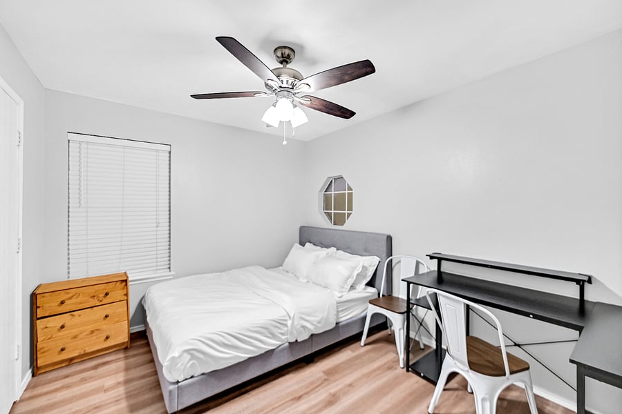 Furnished Finder property 870026_1 photo 33