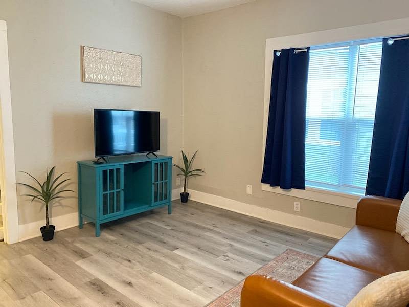 Furnished Finder property 870042_2 photo 3