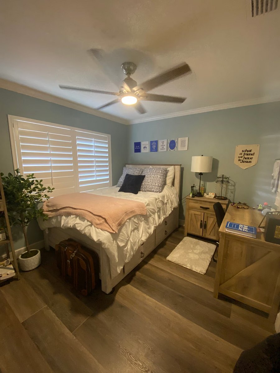 Bedroom #1