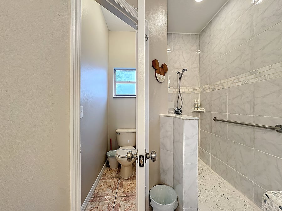 Furnished Finder property 870074_1 photo 18