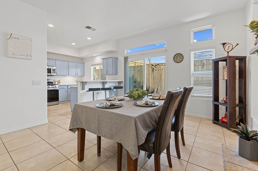 Furnished Finder property 870081_1 photo 16