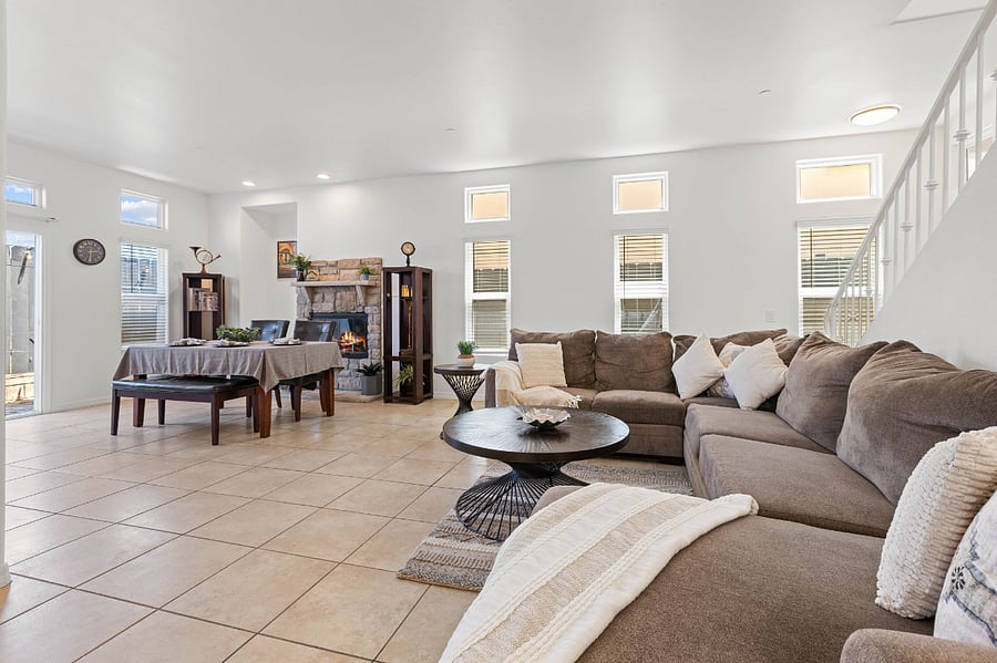 Furnished Finder property 870081_1 photo 4