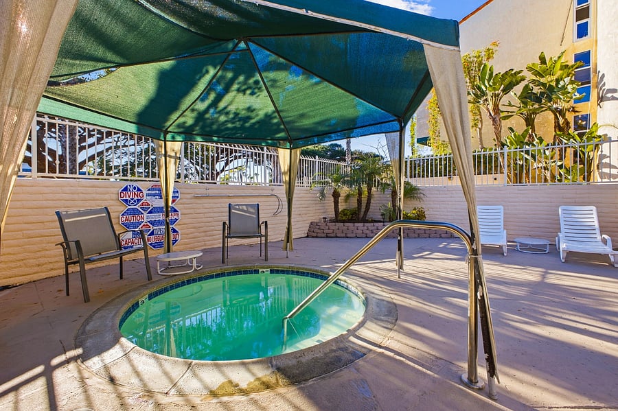 Furnished Finder property 870082_1 photo 27