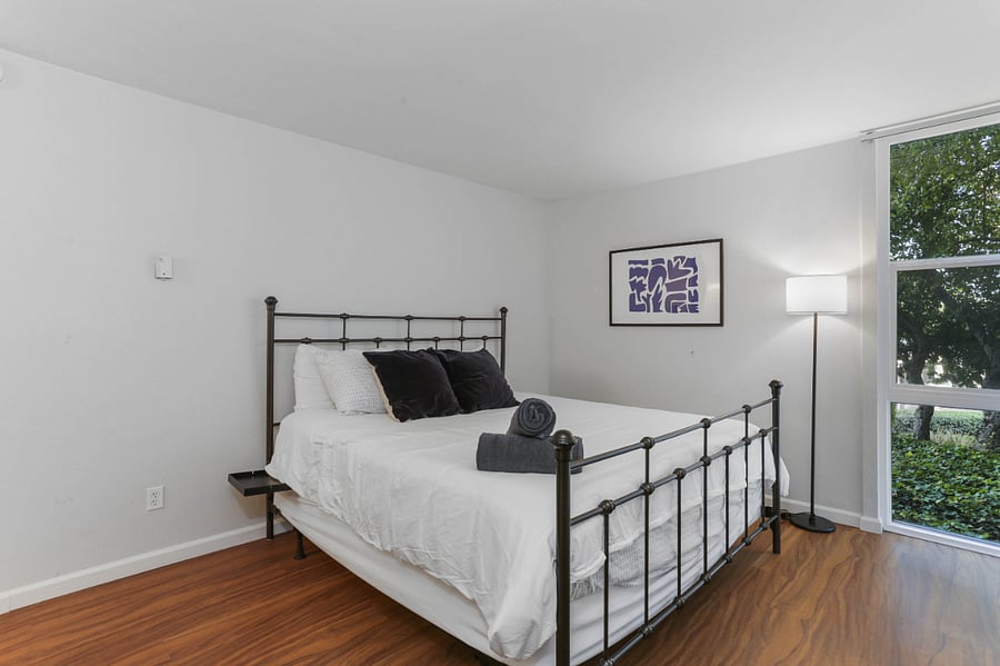 Furnished Finder property 870084_1 photo 18