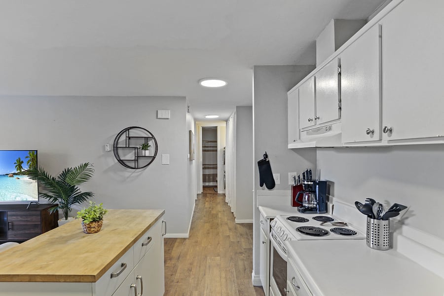 Furnished Finder property 870084_1 photo 10