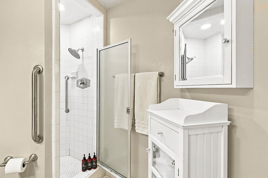 Furnished Finder property 870088_1 photo 26