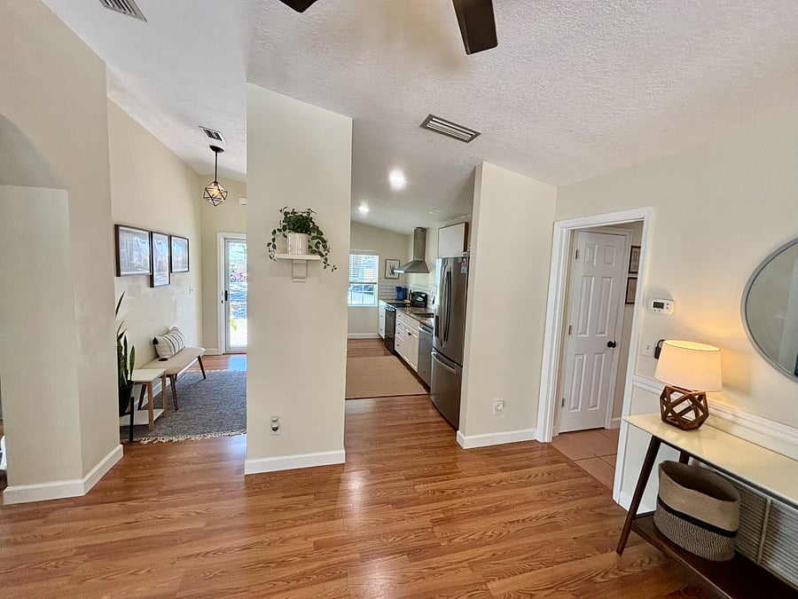 Furnished Finder property 870137_1 photo 14