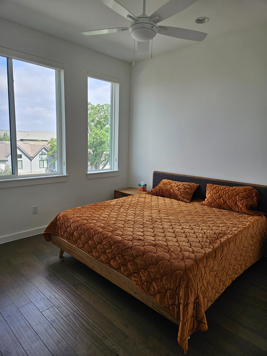 3rd floor bedroom #2