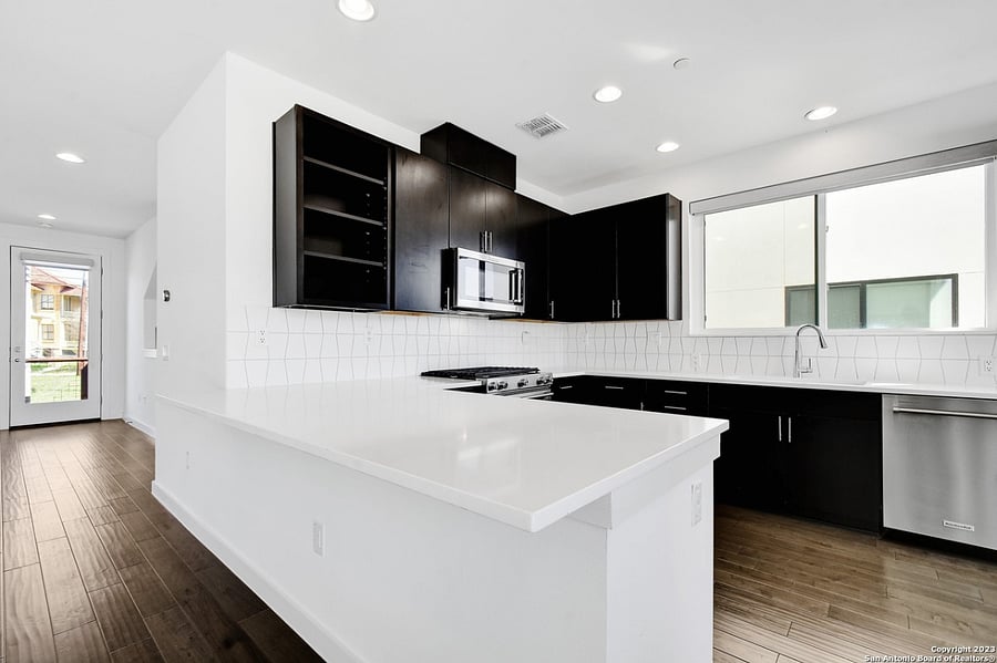 2nd floor kitchen