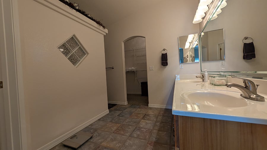 Furnished Finder property 870173_1 photo 16