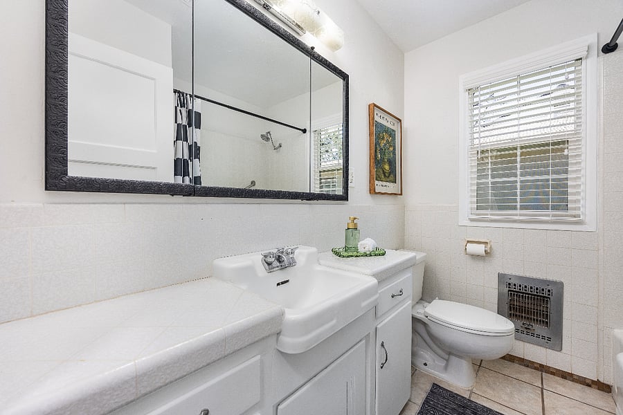 Furnished Finder property 870195_1 photo 22