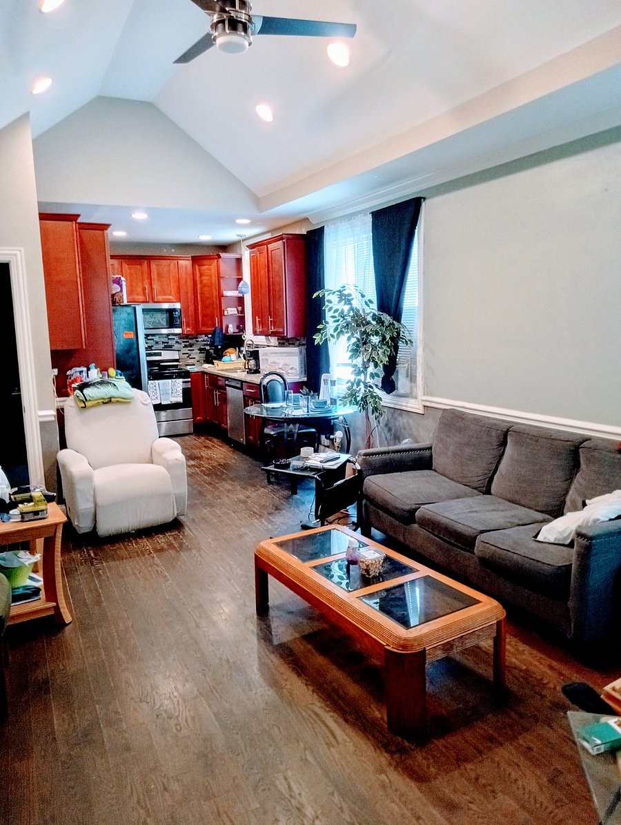 Living/kitchen Area Neutral