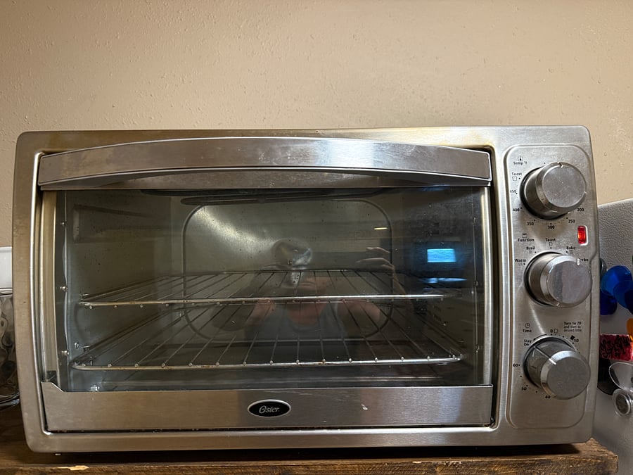 Convection oven with taster feature