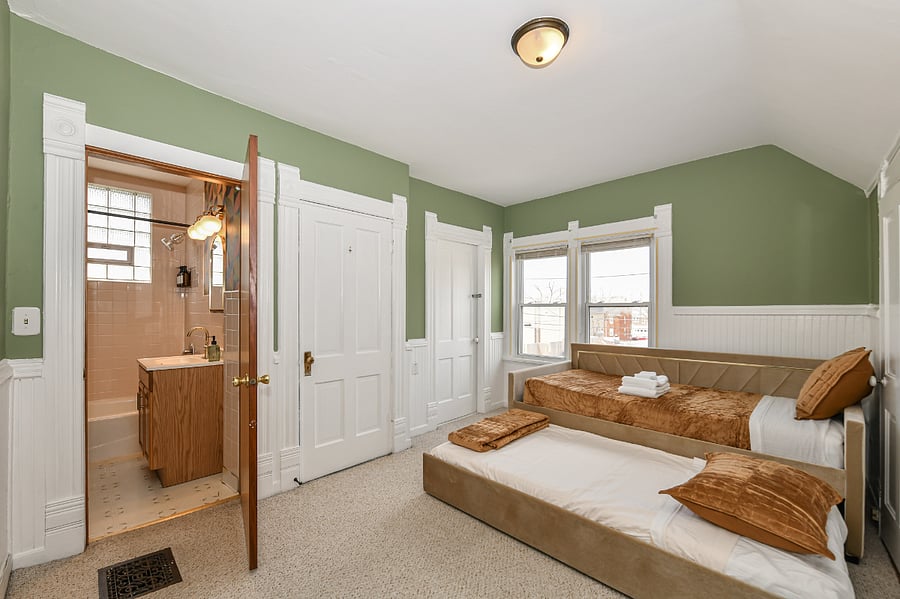 Furnished Finder property 870335_1 photo 6