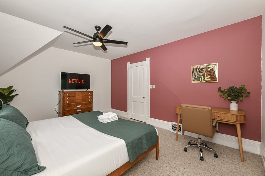 Furnished Finder property 870335_1 photo 4