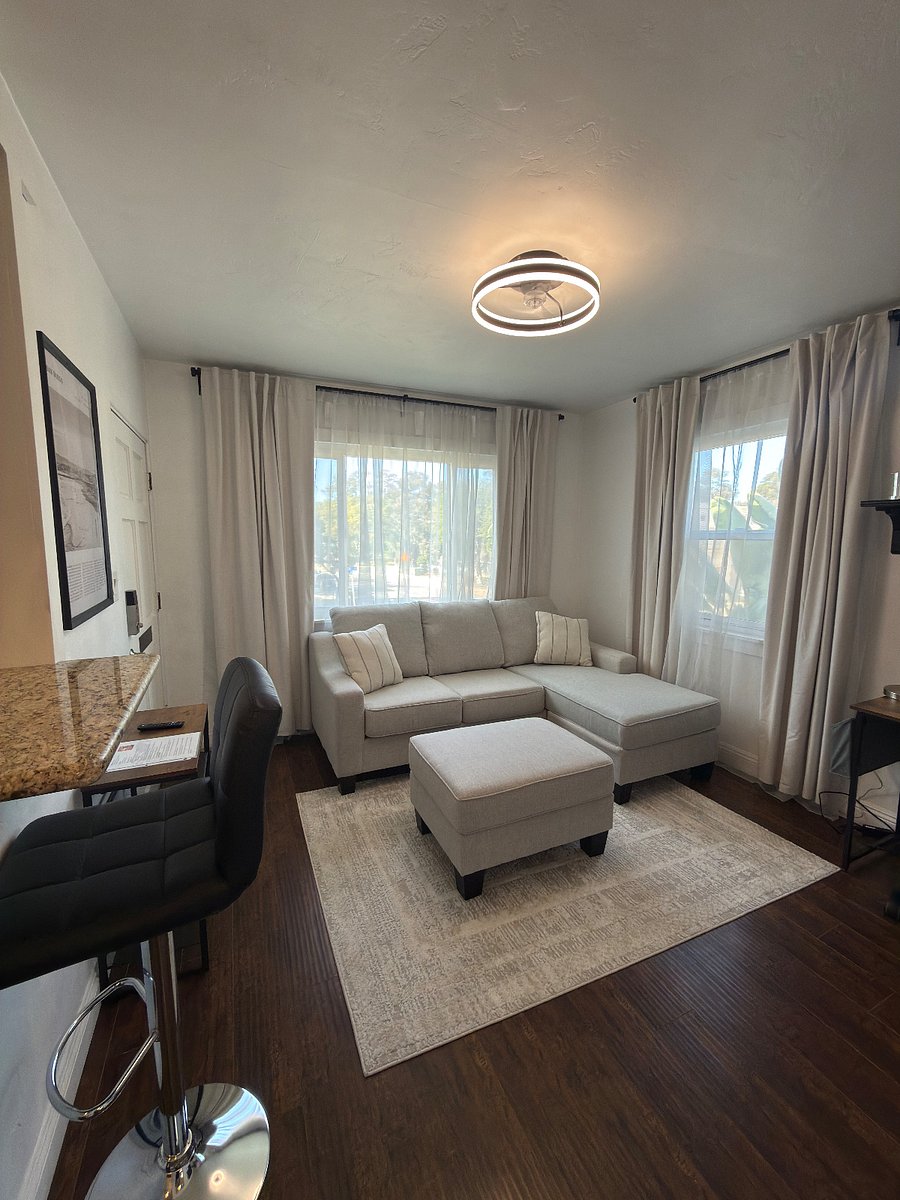 Furnished Finder property 870373_1 photo 3