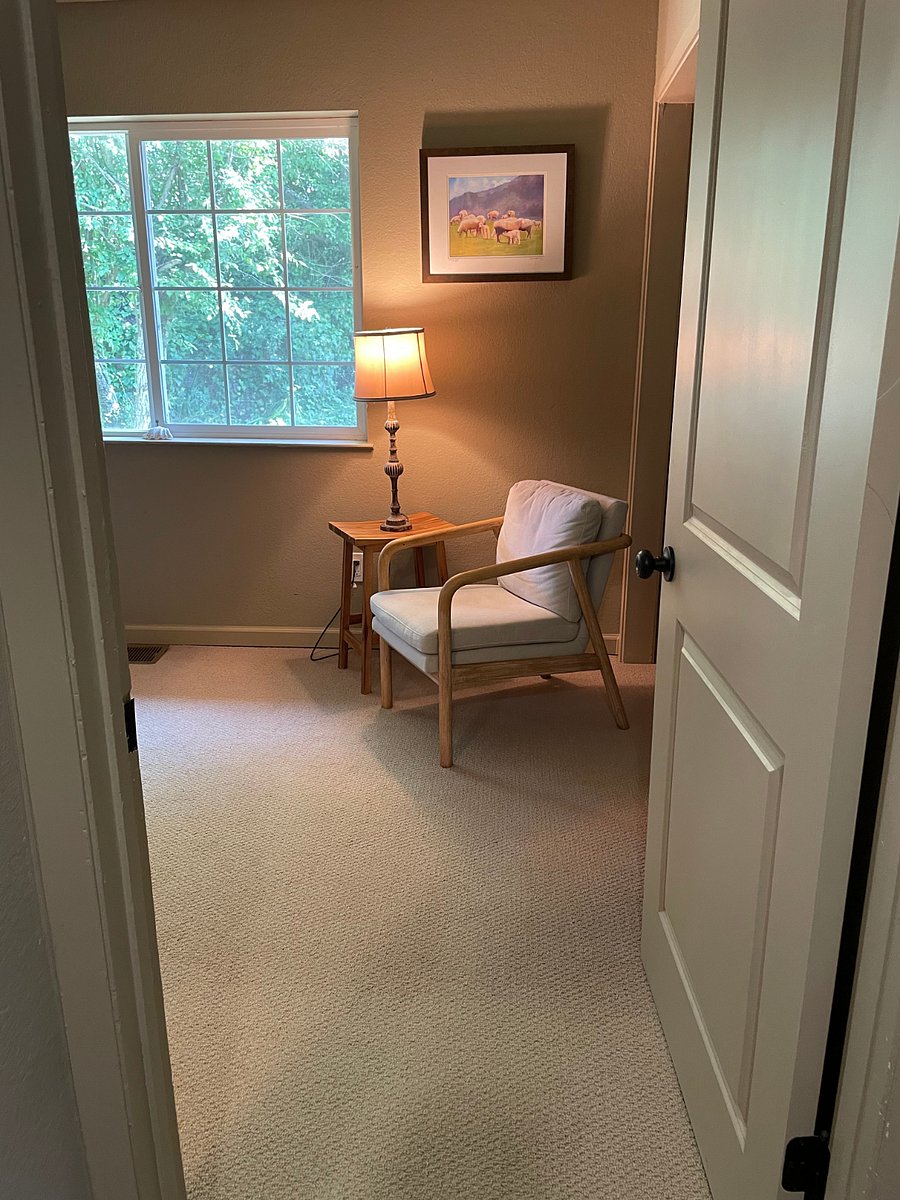 Furnished Finder property 870418_1 photo 3