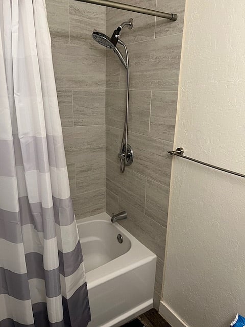 Furnished Finder property 870433_1 photo 22