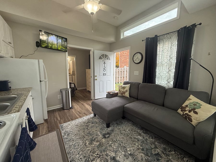 Furnished Finder property 870451_1 photo 3