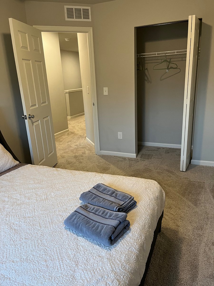 Furnished Finder property 870456_1 photo 12