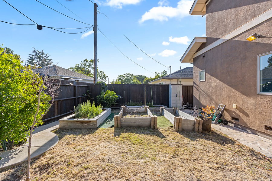 Furnished Finder property 870474_1 photo 74