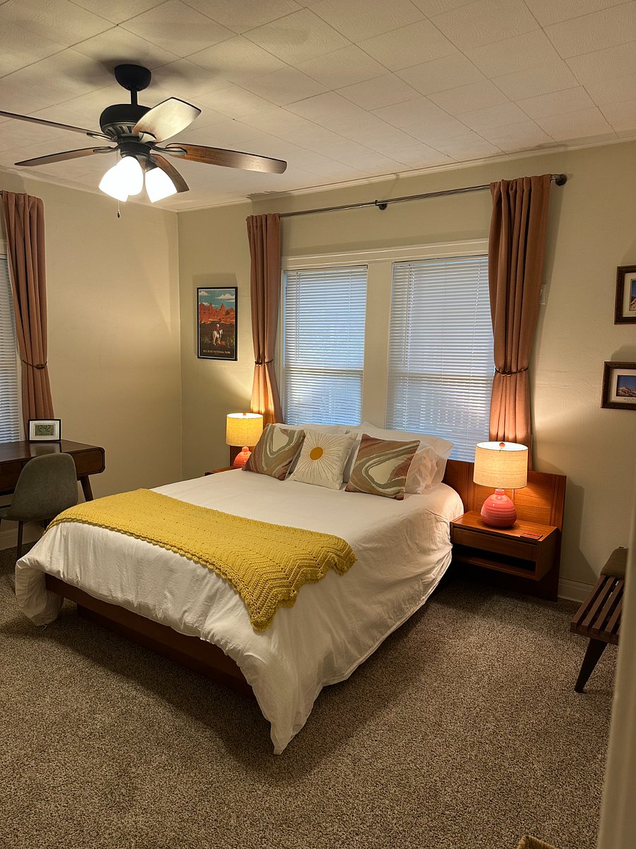 Another view of front bedroom