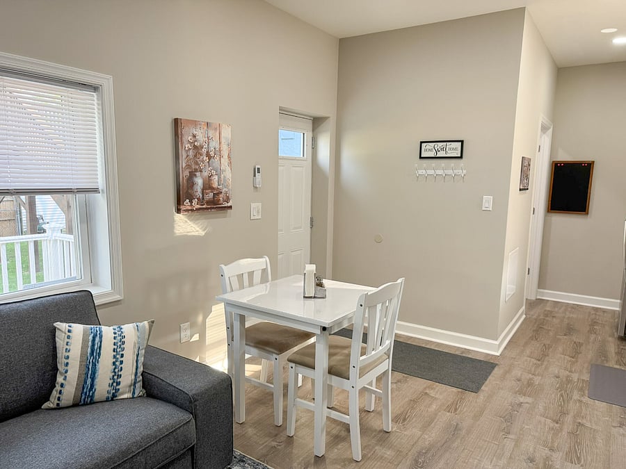 Furnished Finder property 870547_3 photo 6