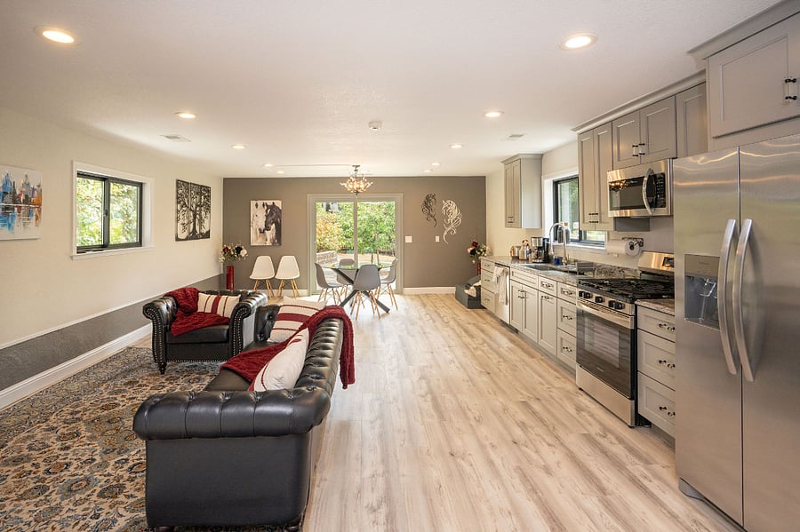 Furnished Finder property 870554_1 photo 18