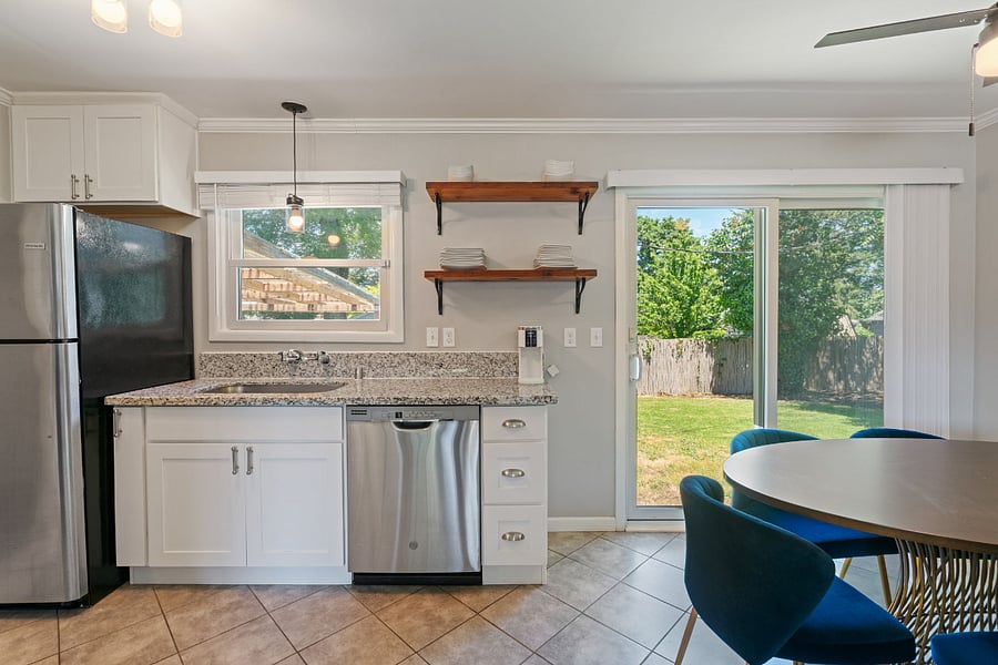 Furnished Finder property 870570_1 photo 15