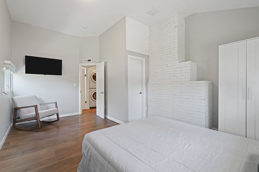 Furnished Finder property 870570_1 photo 28