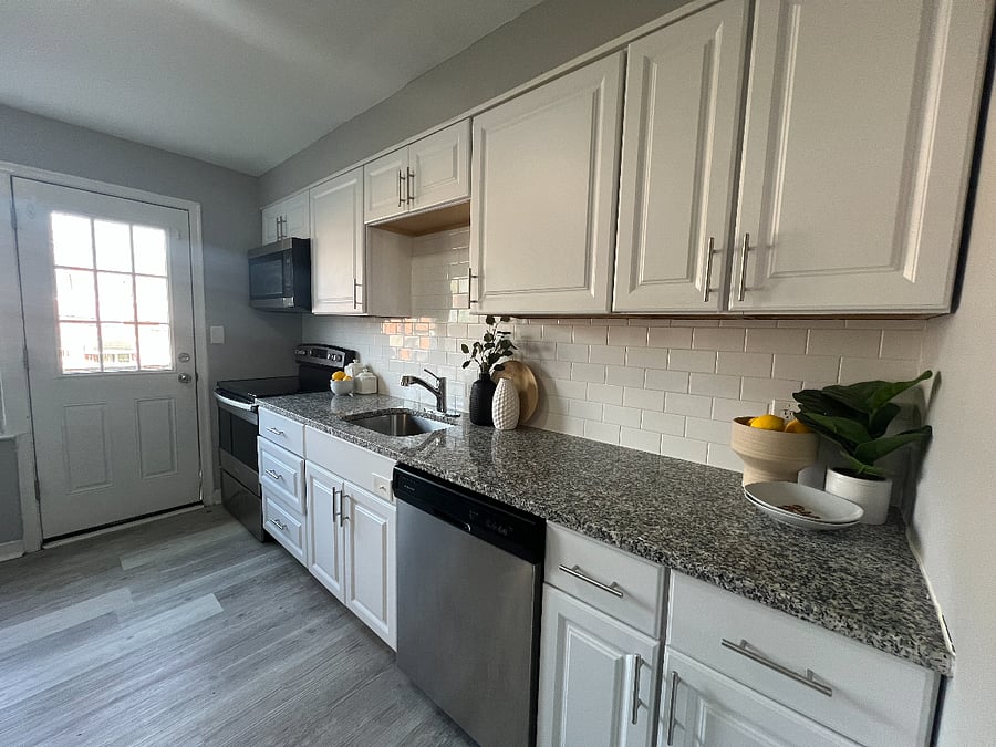 Furnished Finder property 870582_1 photo 4