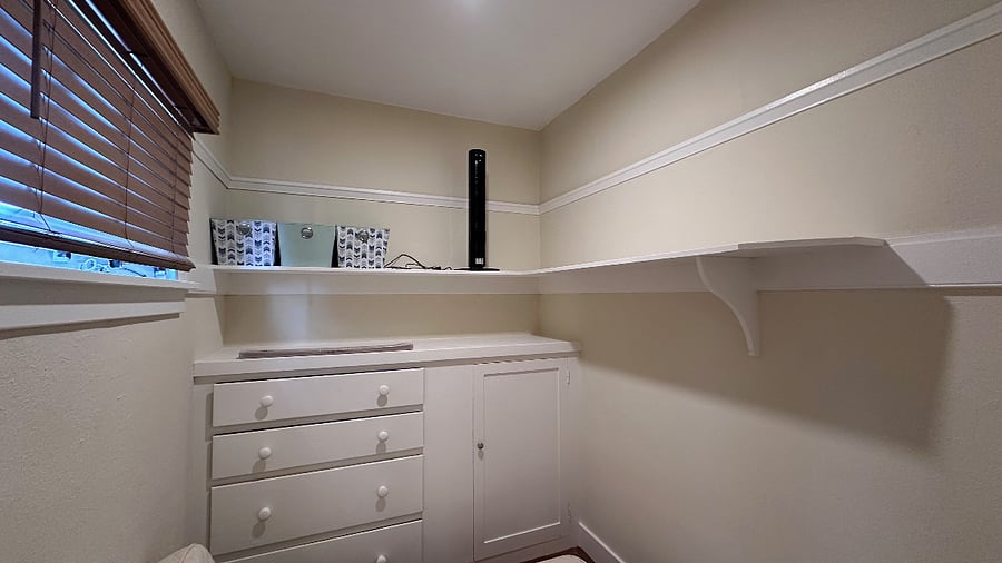 bedroom walk-in closet