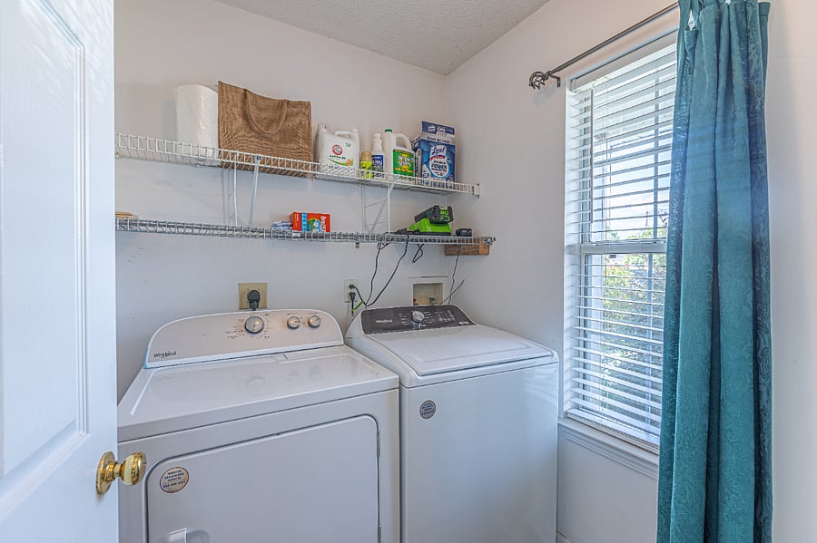 In-unit washer & dryer for easy and private laundry access.
