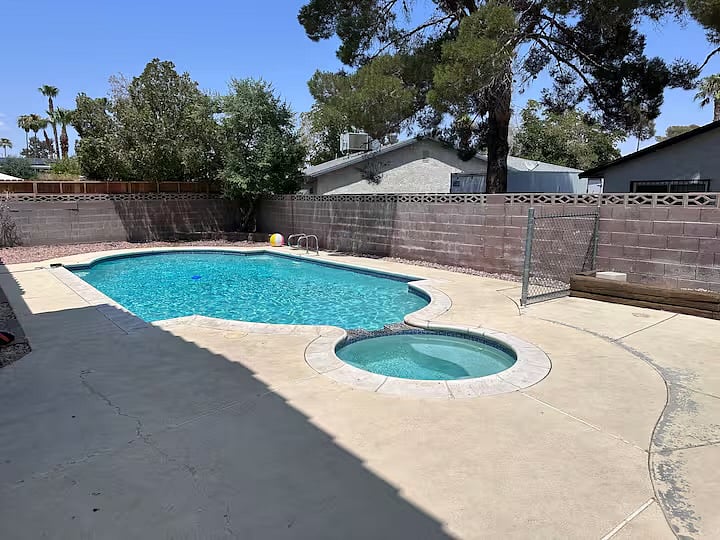 Furnished Finder property 870670_1 photo 45